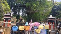 Foto : GRIB JAYA saat gelar aksi di pintu gerbang pendopo kab malang dijalan merdeka timur